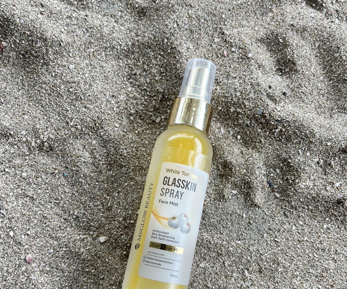 White Tomato Glasskin Spray imgfdn-627ee27a-2c29-4d12-9bb8-2f7643ea2f4a