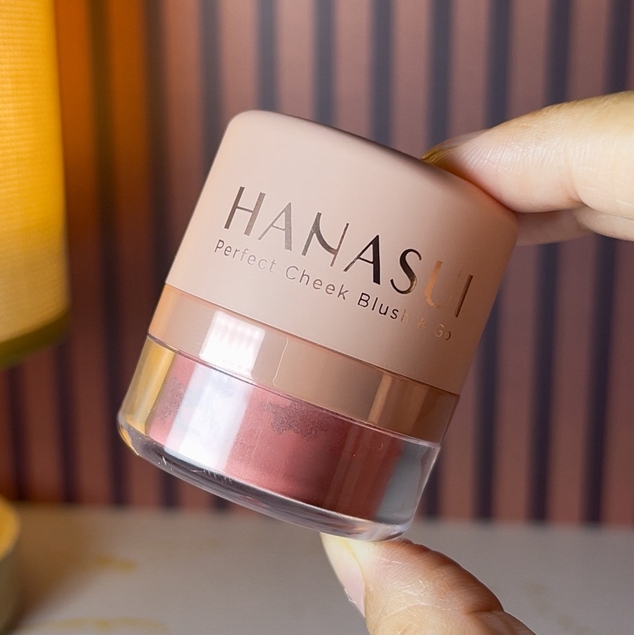Perfect Cheek Blush & Go Powder - Pink imgfdn-fcb5336b-9821-4338-9cb9-59e16e6dad05