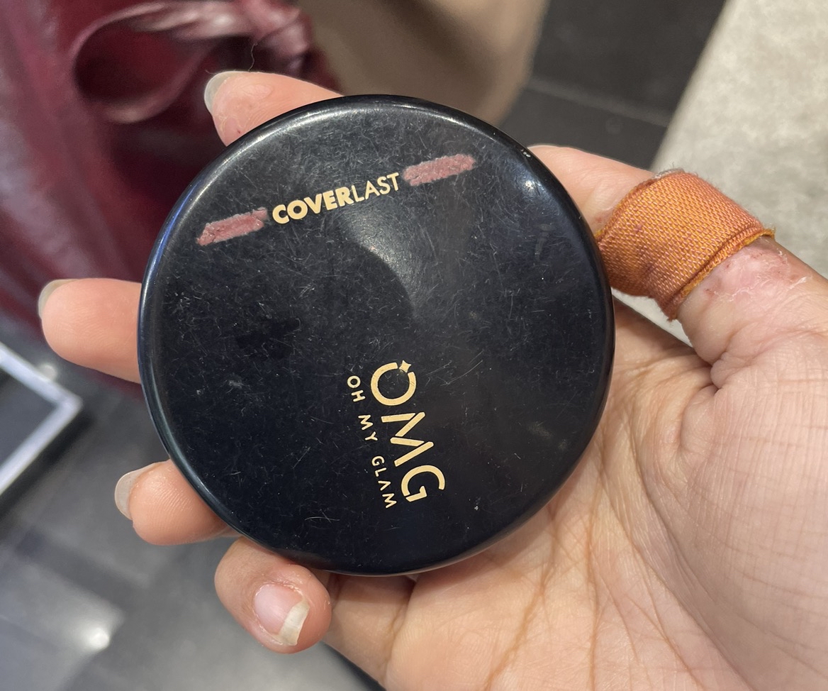 Coverlast Two Way Cake - 21W Light imgfdn-0059267d-e0f8-4c2b-b95b-77bf7091b356