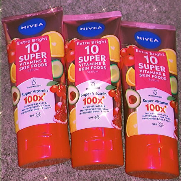 Extra Bright 10 Super Vitamin & Skin Foods imgfdn-3e529ea8-9727-4d65-a88e-91598466f868