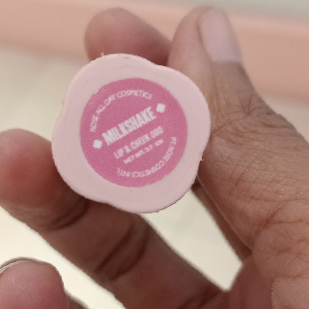 Lip and Cheek Duo - Milkshake imgfdn-753d036f-bb04-41ce-9a83-77287c6406f0