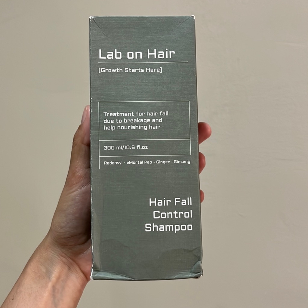 Hair Fall Control Shampoo imgfdn-f6270420-54a4-4c46-adcf-7b9bf151d545