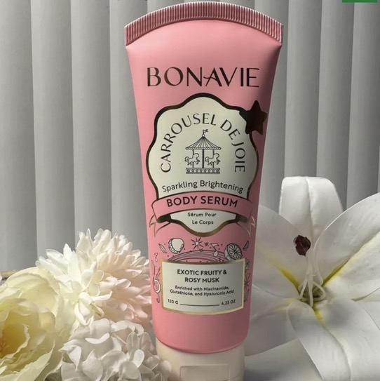 Brightening Body Serum - Carousel De Joie imgfdn-91dfb323-3886-4ea4-87e0-b42981e24baf