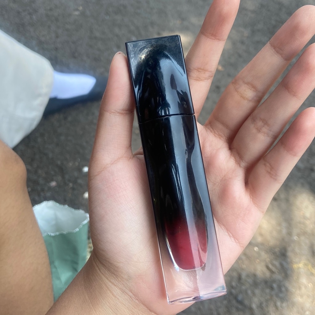 Lunara Frost 3D Lip Gloss - 008 Avaris imgfdn-04f8c39e-2aa7-4a7a-8f96-37658c87b8d1