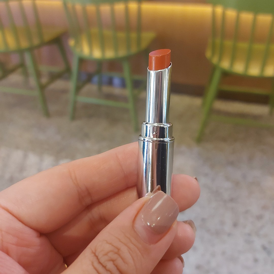 Lip Glo Color Balm - 501 Peach Slush imgfdn-87ee27a5-54ae-474a-8c02-2872e6b5ec1b