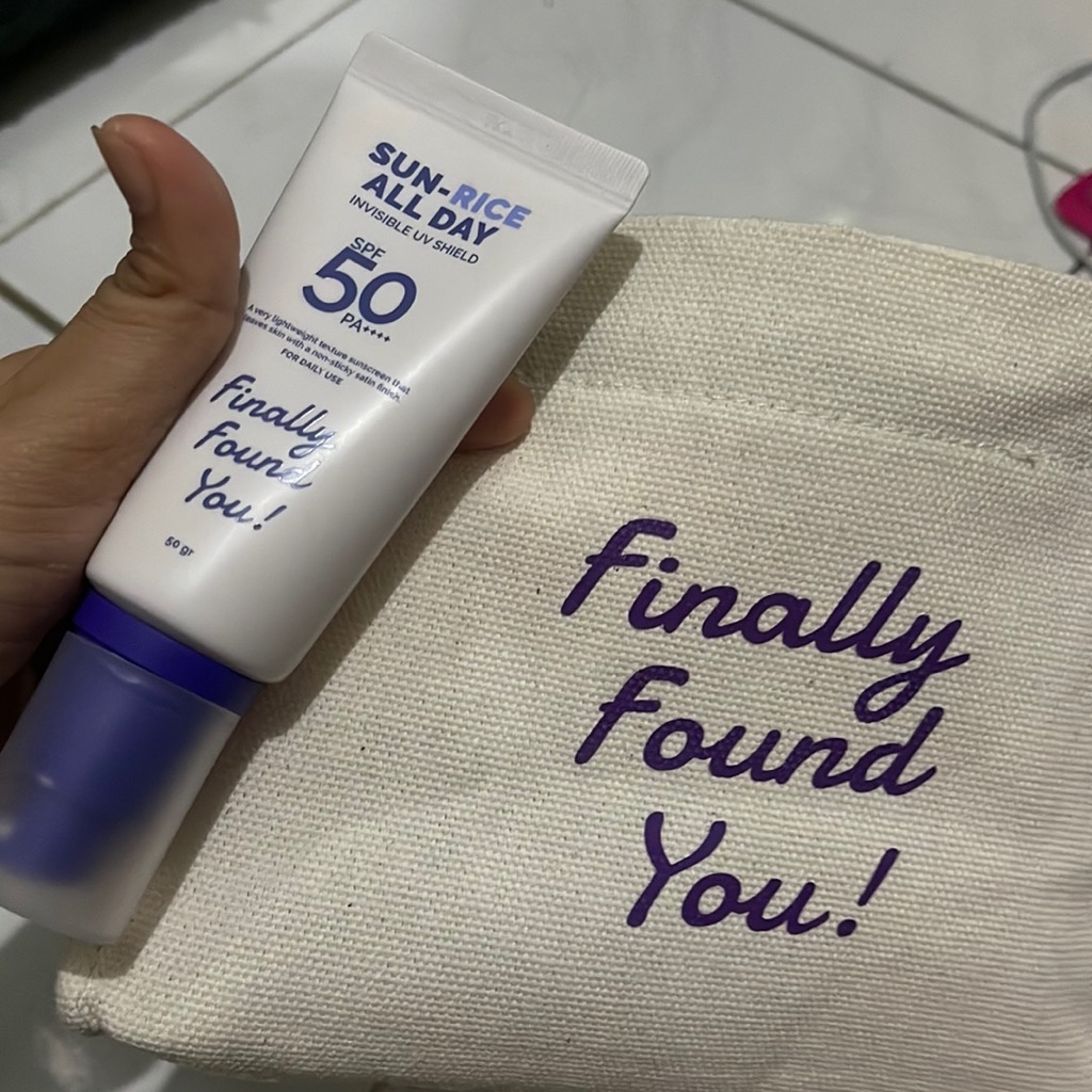 Sun-Rice All Day Invisible UV Shield SPF 50 PA++++ imgfdn-66f7e8f2-6d65-430e-83ad-15b6f3851bd1
