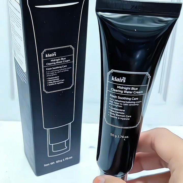 Midnight Blue Clearing Water Cream imgfdn-419d29b5-54bc-401b-9ec3-176a219345d9