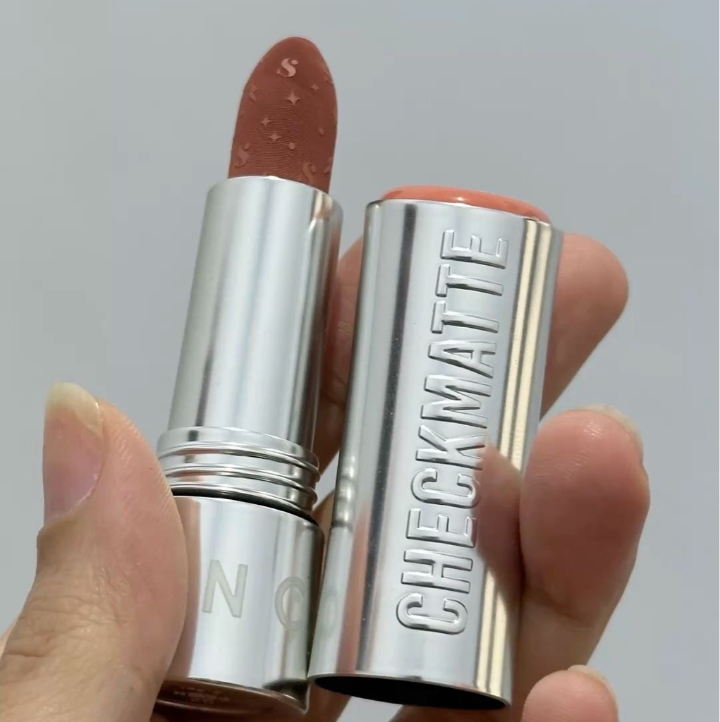 Checkmatte Transferproof Lipstick - 15 Capture imgfdn-8126576c-a57a-45fc-a457-5bc7ba210b31