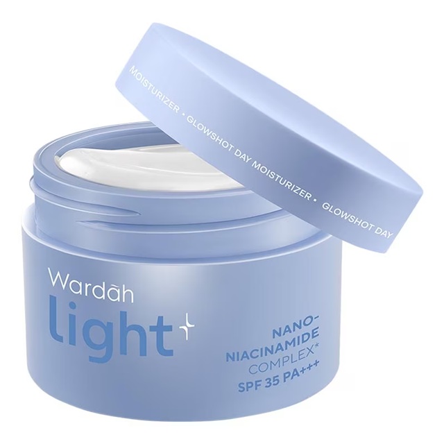Light+ by Wardah Glowshot Day Moisturizer 