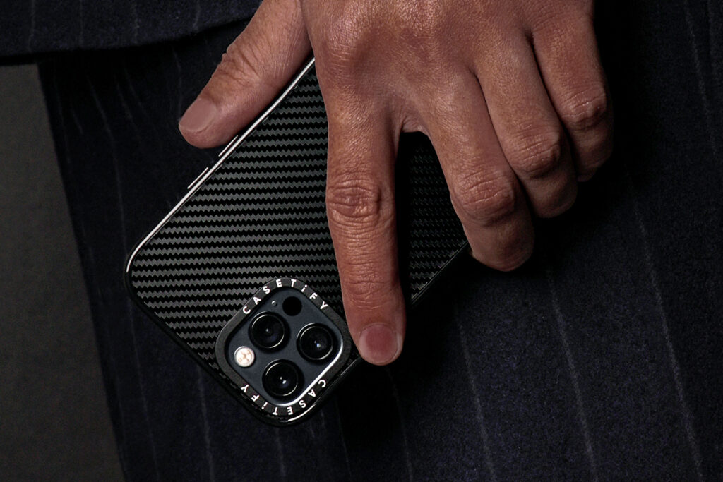 circlemagazine-circledna-father's-day-gift-phone