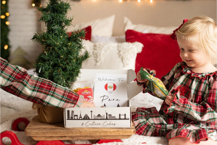 20+ Warm Christmas Gift for Family you should not miss 38 Christmas Gift for Family - Culture Cakes Kit