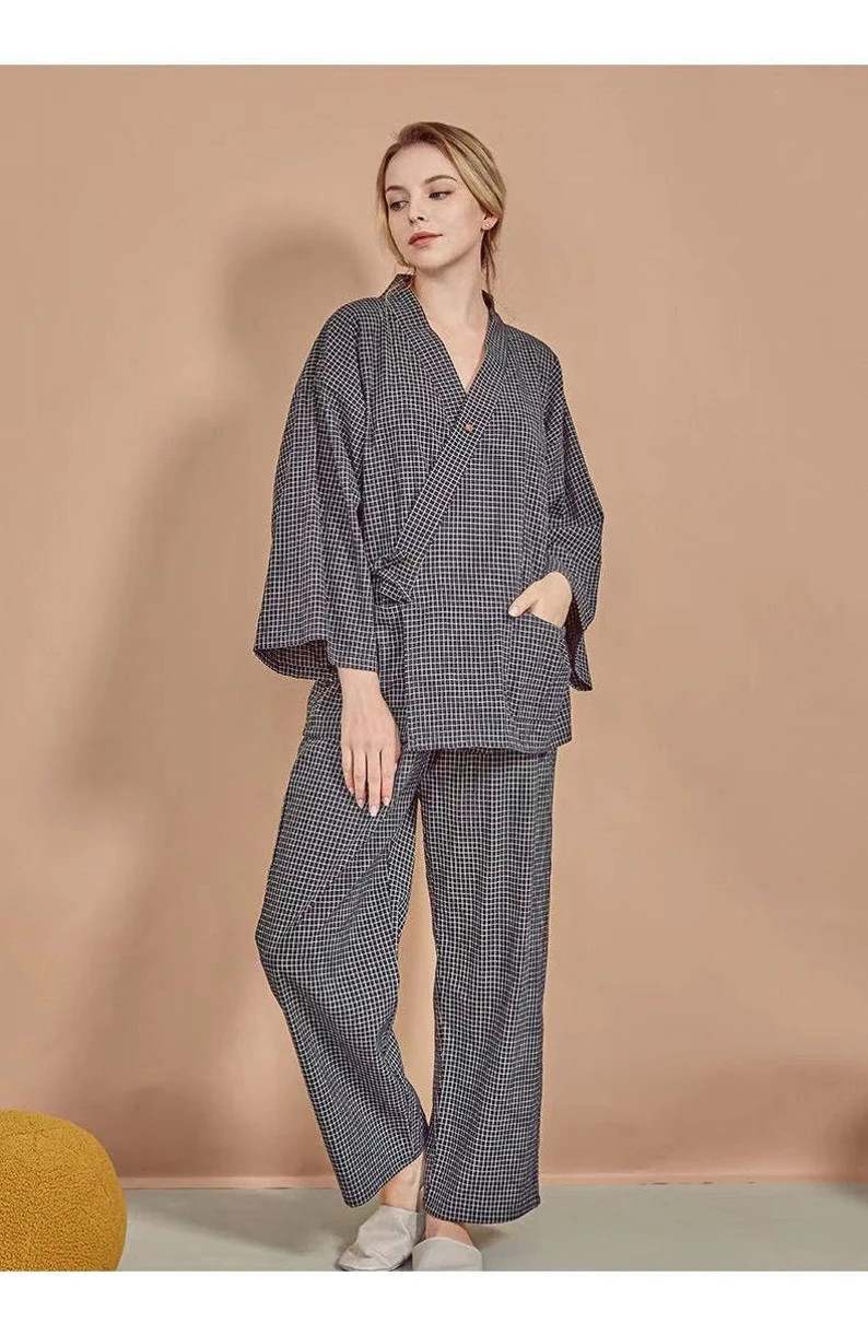 35 Best Valentine’s day Gift For Mom Warm Her Heart 61 Kimono-Robe-Pajamas
