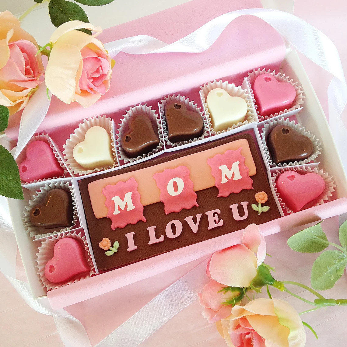 35 Best Valentine’s day Gift For Mom Warm Her Heart 63 I-Love-You-Mom-Chocolates