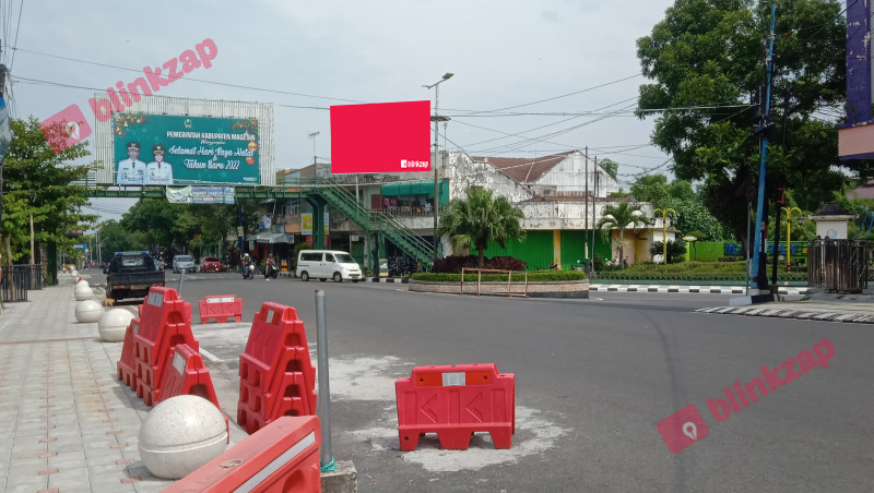 Blinkzap - Cari dan Sewa Billboard, Reklame dan Media Iklan di Jakarta dan seluruh Indonesia secara Online