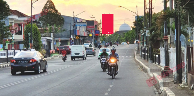 Blinkzap - Cari dan Sewa Billboard, Reklame dan Media Iklan di Jakarta dan seluruh Indonesia secara Online