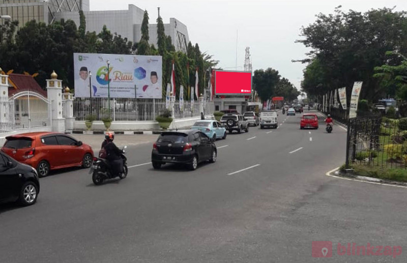 Blinkzap - Cari dan Sewa Billboard, Reklame dan Media Iklan di Jakarta dan seluruh Indonesia secara Online