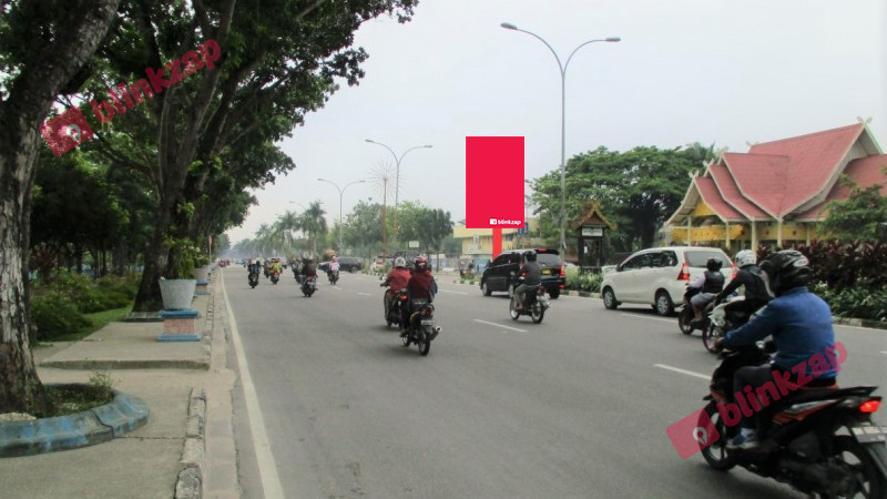 Blinkzap - Cari dan Sewa Billboard, Reklame dan Media Iklan di Jakarta dan seluruh Indonesia secara Online