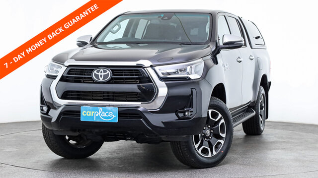 2022 TOYOTA HILUX SR50