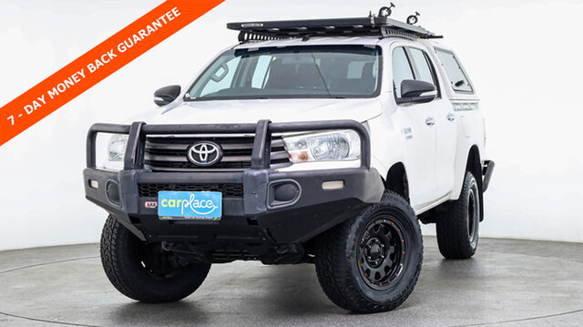 2016 TOYOTA HILUX SR0