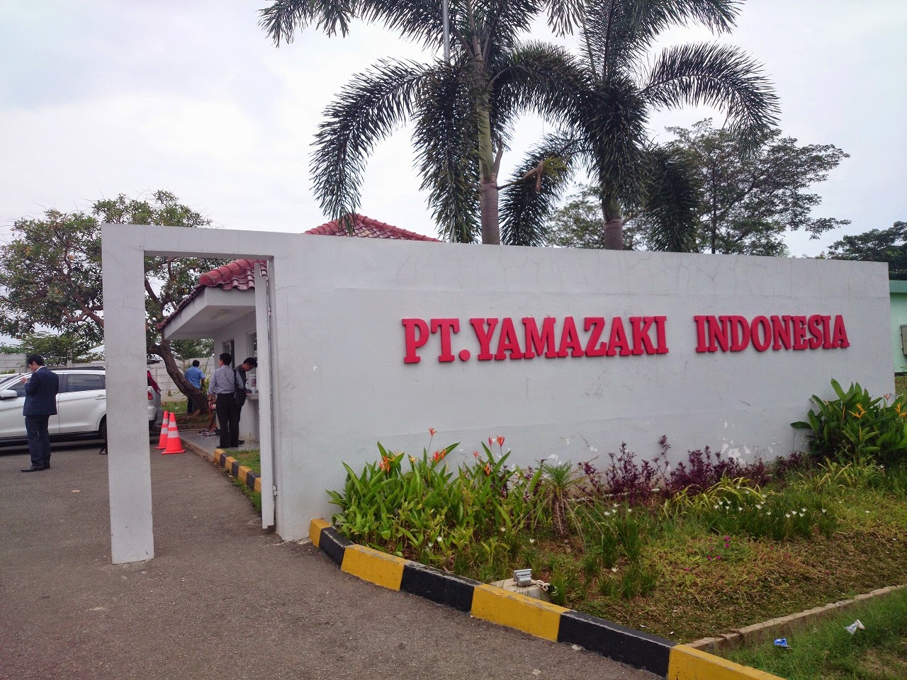 Gedung PT Yamazaki Indonesia