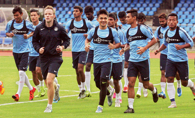 The Indian team warms up during a training session at the Sree Kanteerava Stadium in Bengaluru on Wednesday. (Photo: DC) The Indian team warms up during a training session at the Sree Kanteerava Stadium in Bengaluru on Wednesday. (Photo: DC)