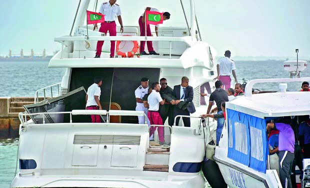 Unidentified injured people are evacuated after a blast on the Maldives President Yameen Abdul Gayoom speedboat in Male on Monday. (Photo: AP) Unidentified injured people are evacuated after a blast on the Maldives President Yameen Abdul Gayoom speedboat in Male on Monday. (Photo: AP)