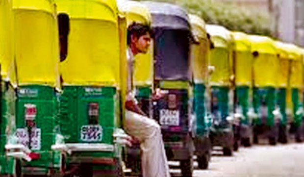 Orders can be booked from their Ola smartphone app; autorickshaws will come with special Ola stickers, just like the cabs and have GPS installed, to help commuters track autorickshaws. (Photo: DC) Orders can be booked from their Ola smartphone app; autorickshaws will come with special Ola stickers, just like the cabs and have GPS installed, to help commuters track autorickshaws. (Photo: DC)