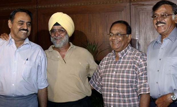 BS Chandrasekhar (left) along with Bishan Singh Bedi, EAS Prasanna and Srinivas Venkataraghavan - India's spin quartet at one point of time (Photo: AFP) BS Chandrasekhar (left) along with Bishan Singh Bedi, EAS Prasanna and Srinivas Venkataraghavan - India's spin quartet at one point of time (Photo: AFP)