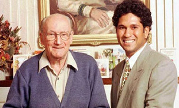 Sachin Tendulkar added another feather to his cap on Wednesday when the Indian batting legend was inducted as one of the latest honourees in the Bradman Foundation. Photo: AP/ File Sachin Tendulkar added another feather to his cap on Wednesday when the Indian batting legend was inducted as one of the latest honourees in the Bradman Foundation. Photo: AP/ File