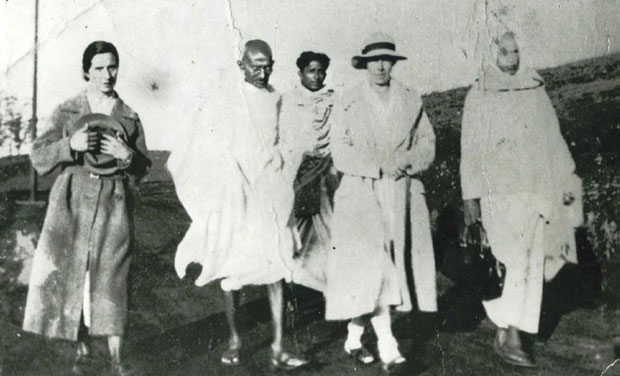 Mahatma Gandhi is seen walking along Ettines road in Ooty on his way to address a public meeting in February 1934. S.Tiruvengadam, Congressman in Ooty then and one of the organisers of the meet, is seen behind Mahatma. (Photo: DC) Mahatma Gandhi is seen walking along Ettines road in Ooty on his way to address a public meeting in February 1934. S.Tiruvengadam, Congressman in Ooty then and one of the organisers of the meet, is seen behind Mahatma. (Photo: DC)