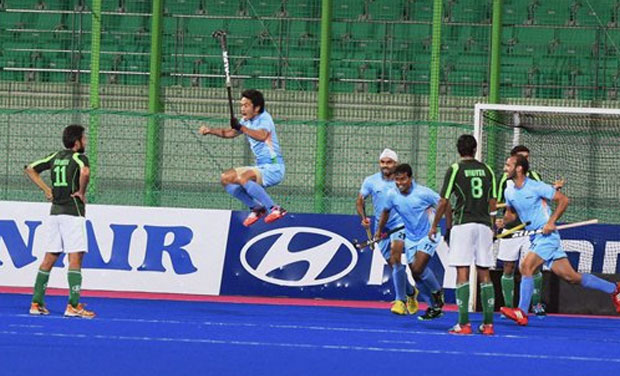 Asian Games Ind vs Pak: India beat Pakistan to clinch gold, qualify for Rio OlympicsPhoto: PTI Asian Games Ind vs Pak: India beat Pakistan to clinch gold, qualify for Rio OlympicsPhoto: PTI