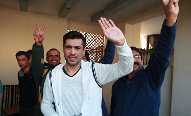 ICC Chief Executive David Richardson said that the reprieve given to Pakistan bowler Mohammad Aamir in a spot-fixing scandal will encourage corrupt players to come clean and help maintain the game's integrity. (Photo: AP) ICC Chief Executive David Richardson said that the reprieve given to Pakistan bowler Mohammad Aamir in a spot-fixing scandal will encourage corrupt players to come clean and help maintain the game's integrity. (Photo: AP)