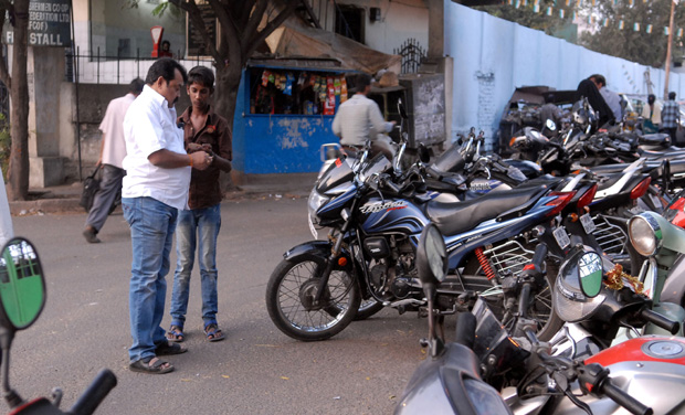 A parking lot lease, depending on the area, costs anywhere between Rs 50,000 and Rs 15 lakh, and sometimes more. A parking lot lease, depending on the area, costs anywhere between Rs 50,000 and Rs 15 lakh, and sometimes more.