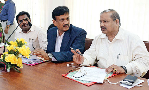 Chairman D. Selvam and members of Bar Council of Tamil Nadu and Puducherry take part in the council meeting in the city on Thursday. (Photo: DC) Chairman D. Selvam and members of Bar Council of Tamil Nadu and Puducherry take part in the council meeting in the city on Thursday. (Photo: DC)