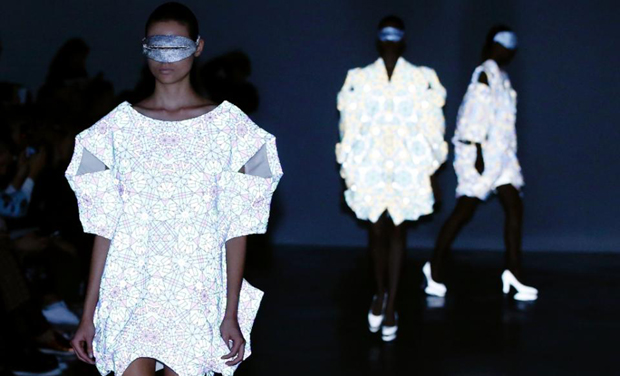 Models present creations by Anrealage during the 2016 Spring/Summer ready-to-wear collection fashion show in Paris (Photo: AFP) Models present creations by Anrealage during the 2016 Spring/Summer ready-to-wear collection fashion show in Paris (Photo: AFP)