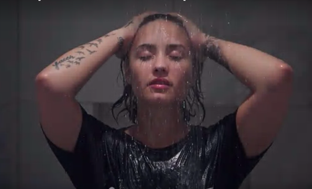 In her latest photoshoot the singer is promoting a healthy body image for all the younger (Photo: Screen grab) In her latest photoshoot the singer is promoting a healthy body image for all the younger (Photo: Screen grab)