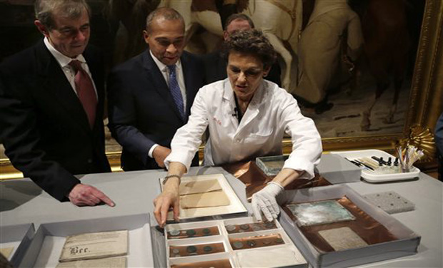 Objects removed from the time capsule on display (Photo: AP) Objects removed from the time capsule on display (Photo: AP)