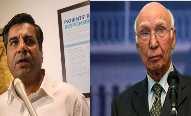 Indian High Commissioner TCA Raghavan(L) and Pakistan's Advisor on National Security Sartaj Aziz. (Photo: PTI) Indian High Commissioner TCA Raghavan(L) and Pakistan's Advisor on National Security Sartaj Aziz. (Photo: PTI)