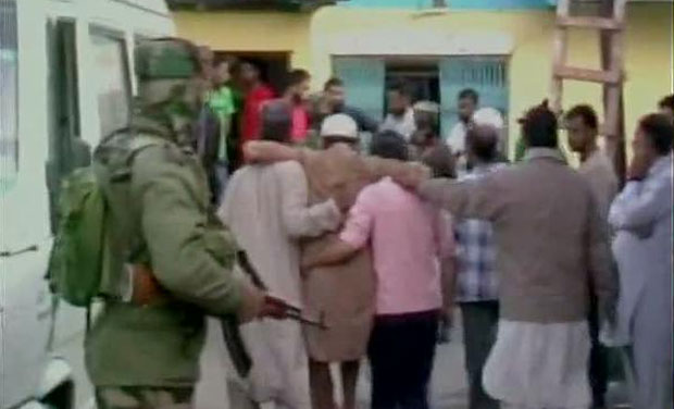 Injured people being taken to the hospital (Photo: ANI twitter) Injured people being taken to the hospital (Photo: ANI twitter)