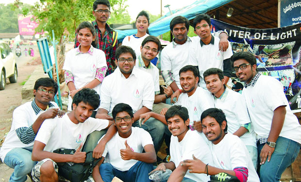 Volunteers of change: (From left, back row) Padma and Anil with volunteers; (Middle row) Srujana, Chaitanya, Hari, Pradeep, Maniteja and Prinay; (Front row) Amar, Sai Sharan, Karthik, Preetam and Santosh. (Photo: DC) Volunteers of change: (From left, back row) Padma and Anil with volunteers; (Middle row) Srujana, Chaitanya, Hari, Pradeep, Maniteja and Prinay; (Front row) Amar, Sai Sharan, Karthik, Preetam and Santosh. (Photo: DC)