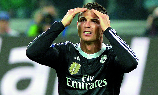 Real Madrid forward Cristiano Ronaldo reacts in dismay after fluffing a scoring chance during the first leg of their UEFA Champions League semifinal against Juventus at the Juventus Stadium in Turin, Italy, on Tuesday. Juve won 2-1. (Photo: AP) Real Madrid forward Cristiano Ronaldo reacts in dismay after fluffing a scoring chance during the first leg of their UEFA Champions League semifinal against Juventus at the Juventus Stadium in Turin, Italy, on Tuesday. Juve won 2-1. (Photo: AP)