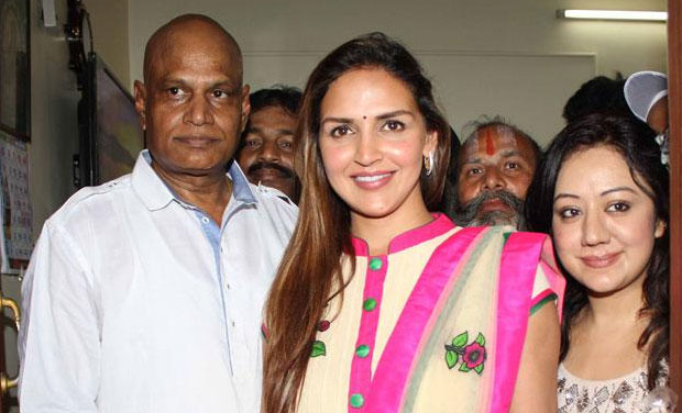 Esha Deol. Photo courtesy: Varinder Chawla Esha Deol. Photo courtesy: Varinder Chawla