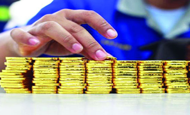 Gold and Silver prices fall due to reduced offtake by industrial users, coin makers Gold and Silver prices fall due to reduced offtake by industrial users, coin makers