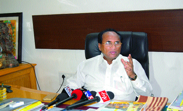 defections-mlas-and-mps-chandrababu-assembly-speak