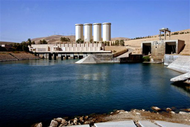 This Oct. 31, 2007 file photo, shows a general view of the dam in Mosul, 360 kilometers (225 miles) northwest of Baghdad, Iraq. (Photo: AP) This Oct. 31, 2007 file photo, shows a general view of the dam in Mosul, 360 kilometers (225 miles) northwest of Baghdad, Iraq. (Photo: AP)