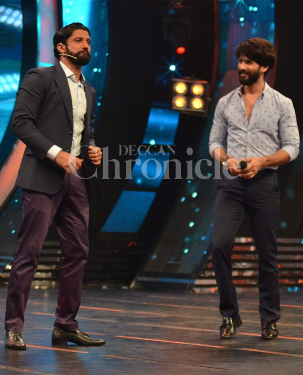 shahid kapoor formal dress