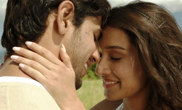 Shraddha Kapoor Kissing Video Shraddha Kapoor Kissing Video