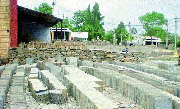 Stone slate obtained from mines in Markapuram. (Photo: DC) Stone slate obtained from mines in Markapuram. (Photo: DC)