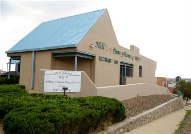In this August 11, 2014 file photo, the Hilltop Women's Reproductive clinic is photographed in El Paso, Texas. (Photo: AP)
In this August 11, 2014 file photo, the Hilltop Women's Reproductive clinic is photographed in El Paso, Texas. (Photo: AP) 