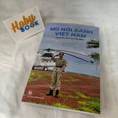 Sách - Mũ nồi xanh Việt Nam - Người đi gieo hạt hòa bình